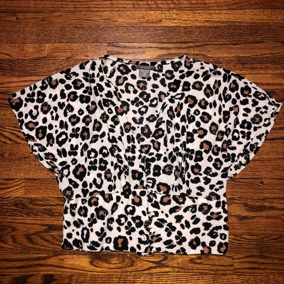 Cheetah print crop top chiffon blouse with buttons - Picture 1 of 5